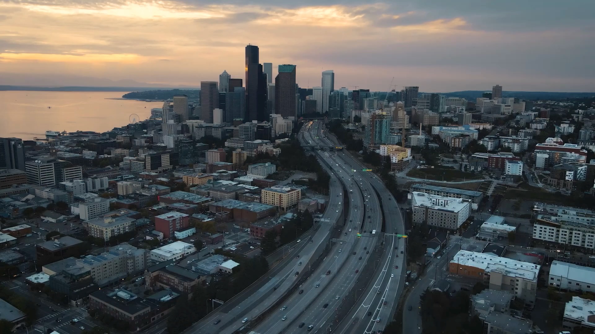 Maris & Associates CPAs office serving Seattle and Everett, WA clients